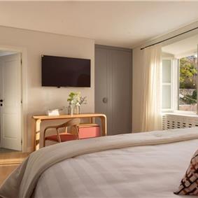 Luxury 7 Bedroom Villa with Heated Pool, Gym, Sauna, Jacuzzi and Sea Views in Dubrovnik, Sleeps 12-14